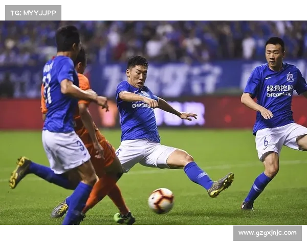 巴黎圣日耳曼豪华引援策略:资金投入与球队未来发展之间的微妙平衡