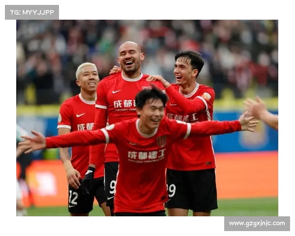 成都蓉城足球队转会目标与市场策略分析：如何通过精细化布局提升竞争力